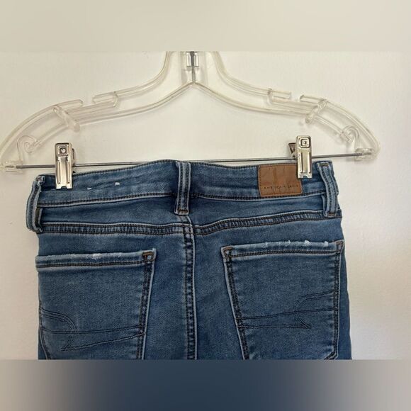 American Eagle distressed hi rise jeggings next level stretch size 2 85% cotton - Picture 7 of 9